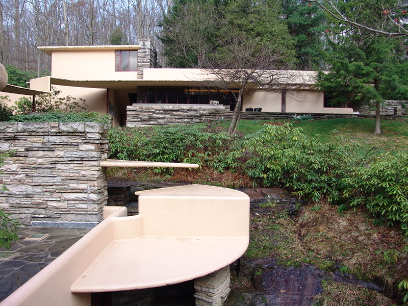 [Fallingwater guest house]