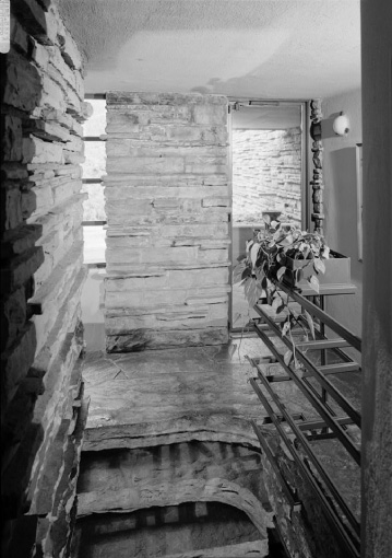 [Second floor stair landing, from hallway facing east, Fallingwater]